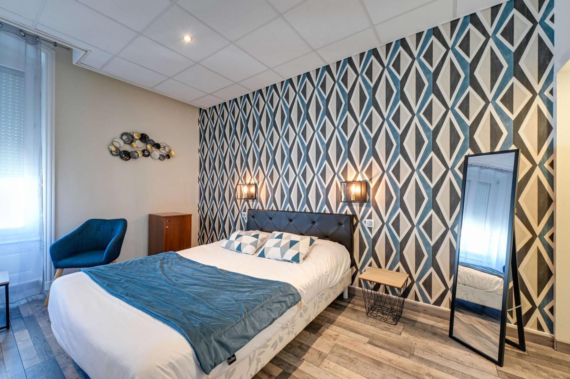 Brit Hotel Roanne - Le Grand Hotel Exterior foto