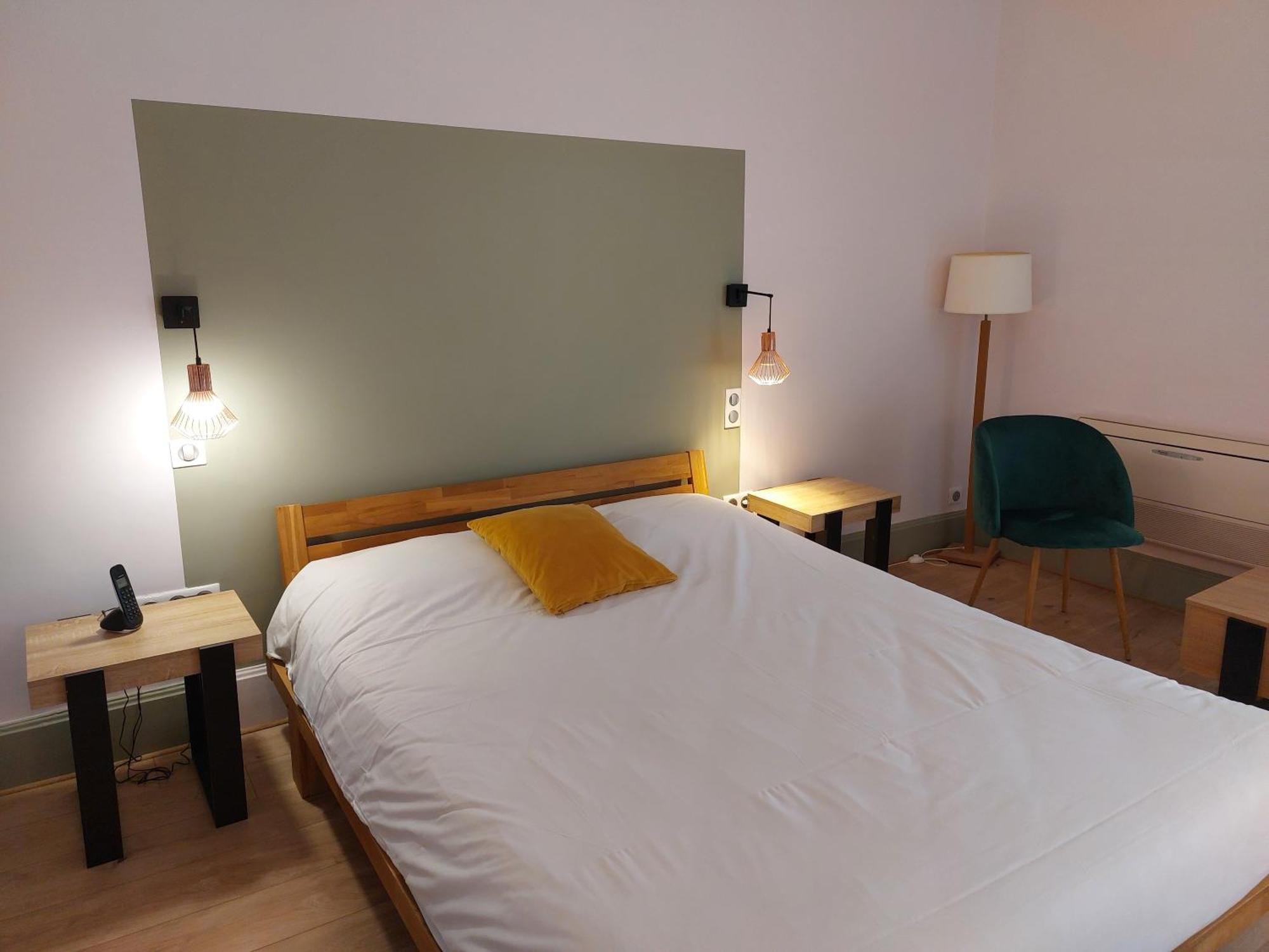 Brit Hotel Roanne - Le Grand Hotel Exterior foto